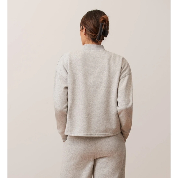 Mock neck cropped sweatshirt-medium - Picture 2 of 6